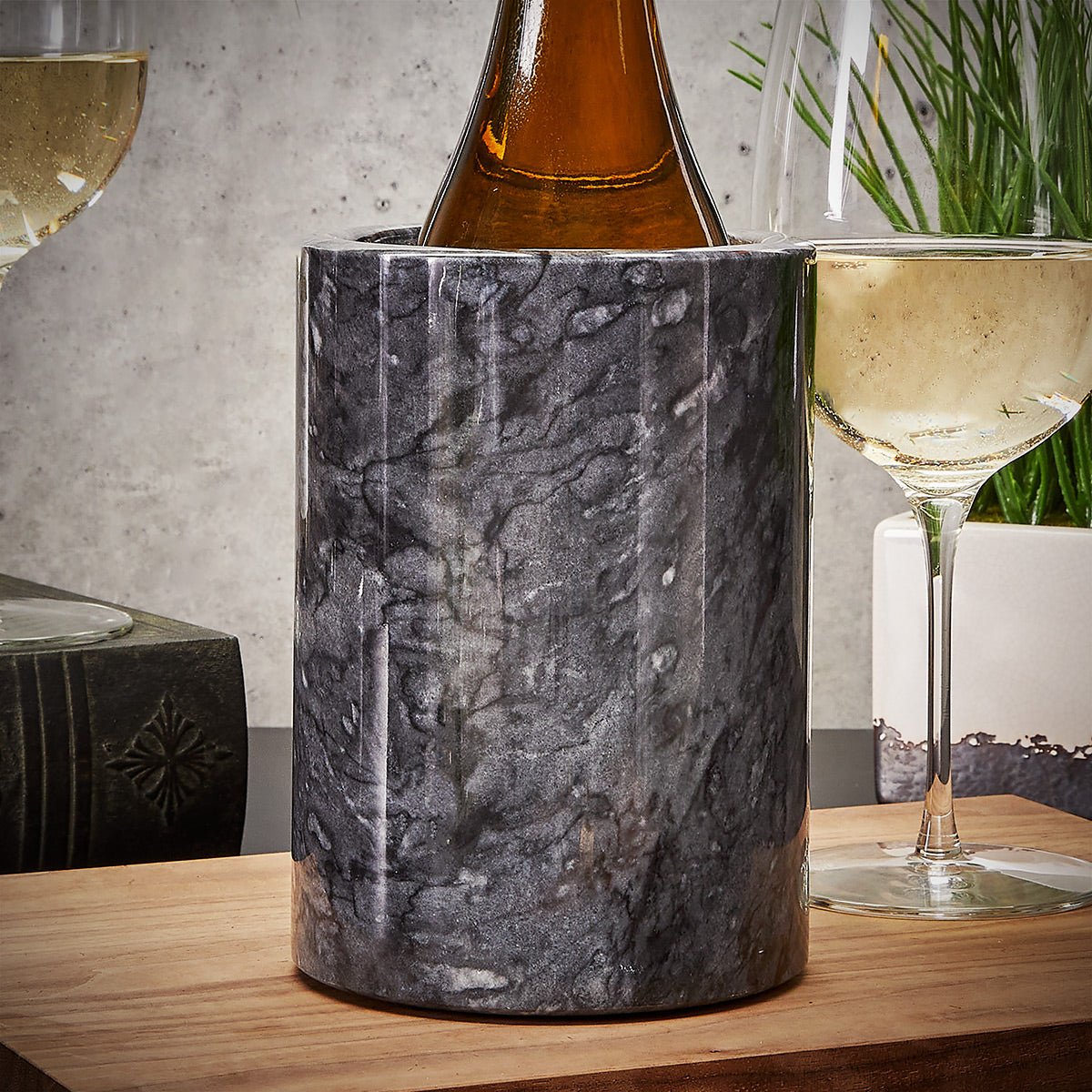 Brookstone orders Sommelier Tabletop Wine Chiller