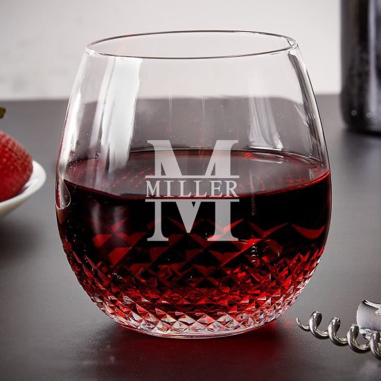 https://www.homewetbar.com/blog/wp-content/uploads/2023/11/avignon-custom-crystal-wine-glass-stemless-oakmont-p-10807-550x550.jpg