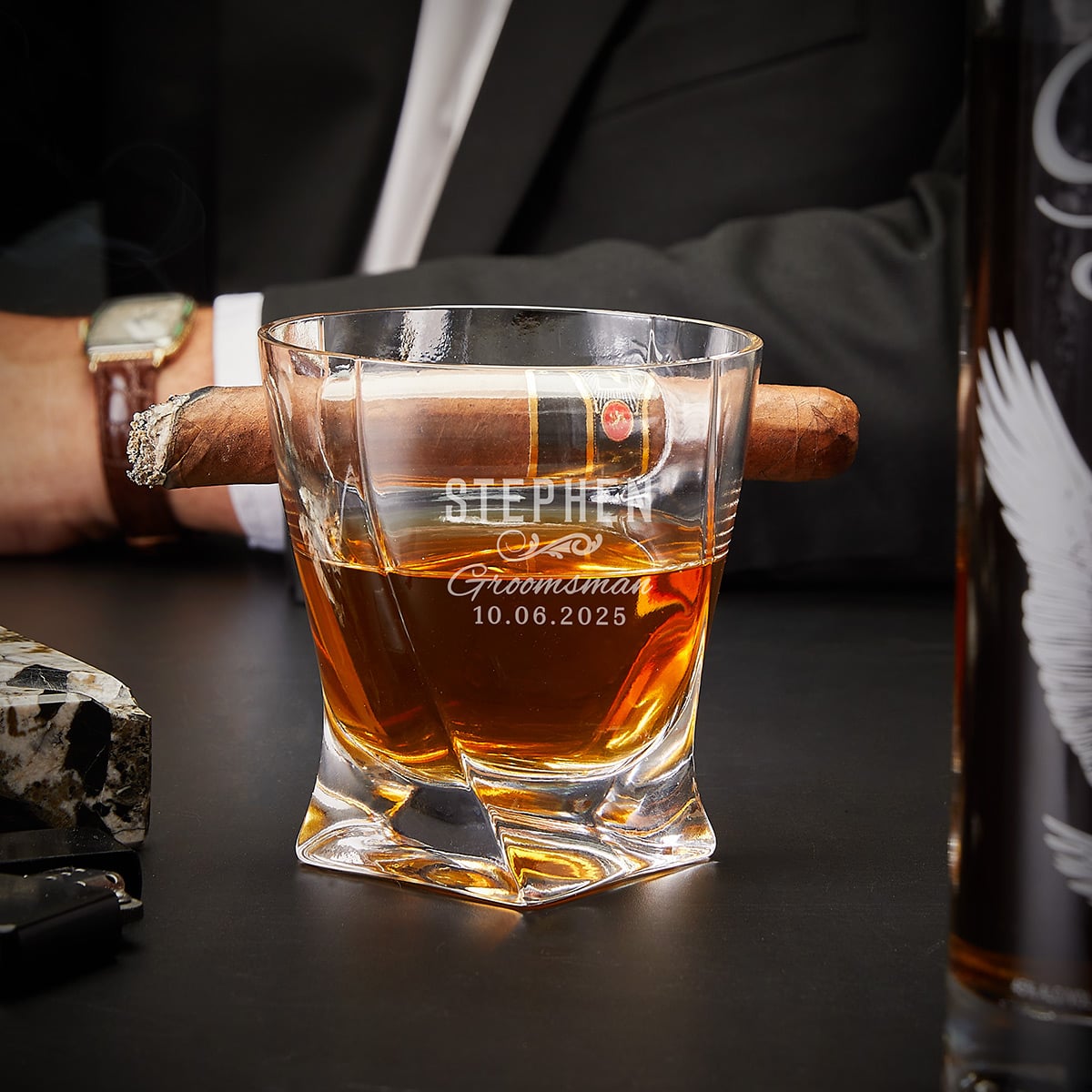Twist Engraved Cigar Glass for Whiskey