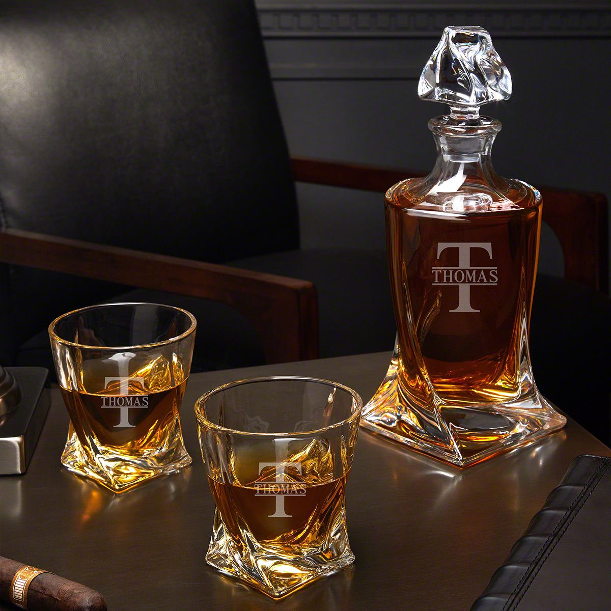 Personalized Vicente Twist Decanter Set with Whiskey Glasses