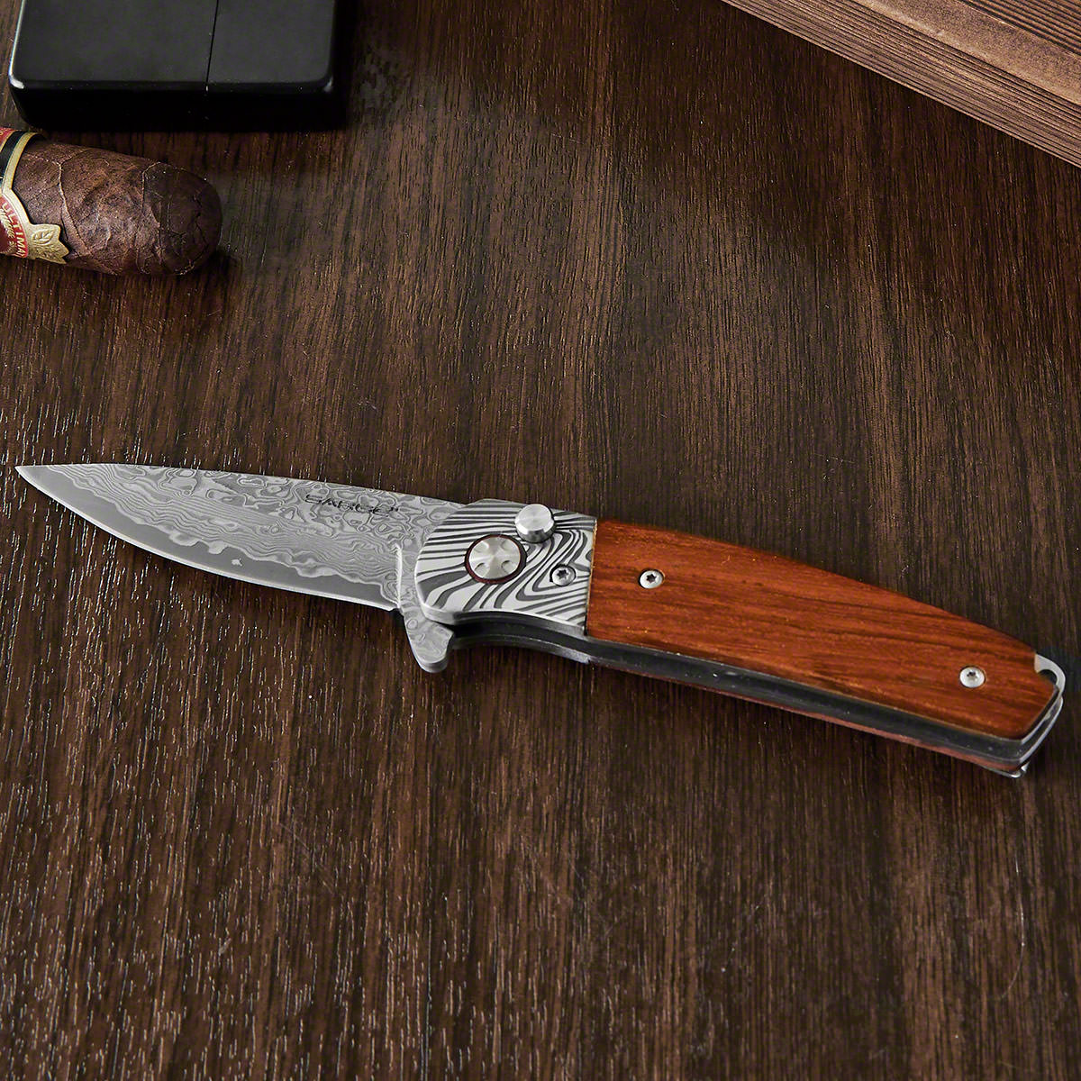 Damascus Pocket Knife with Custom Whiskey Cigar Glass Gift Set