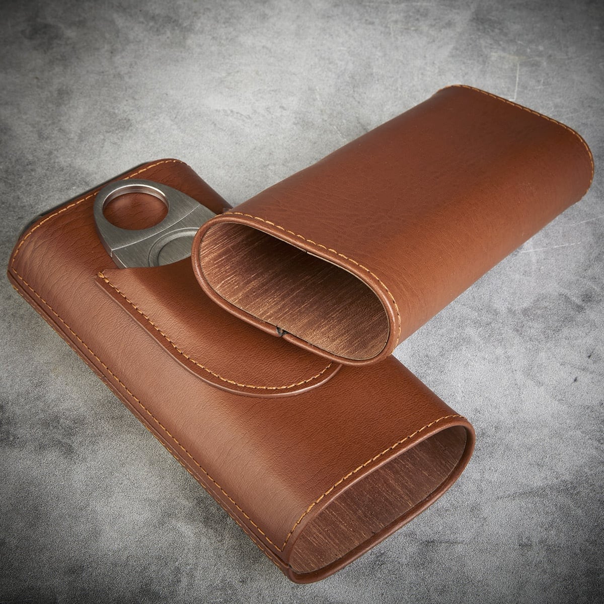 Custom Oxley Cigar Glass and Cedar - Lined Cigar Case, Brown Leather