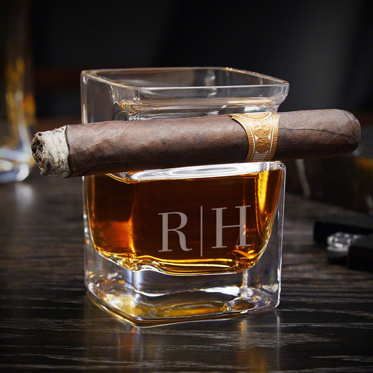 Engraved Whiskey Glass Cigar Holder