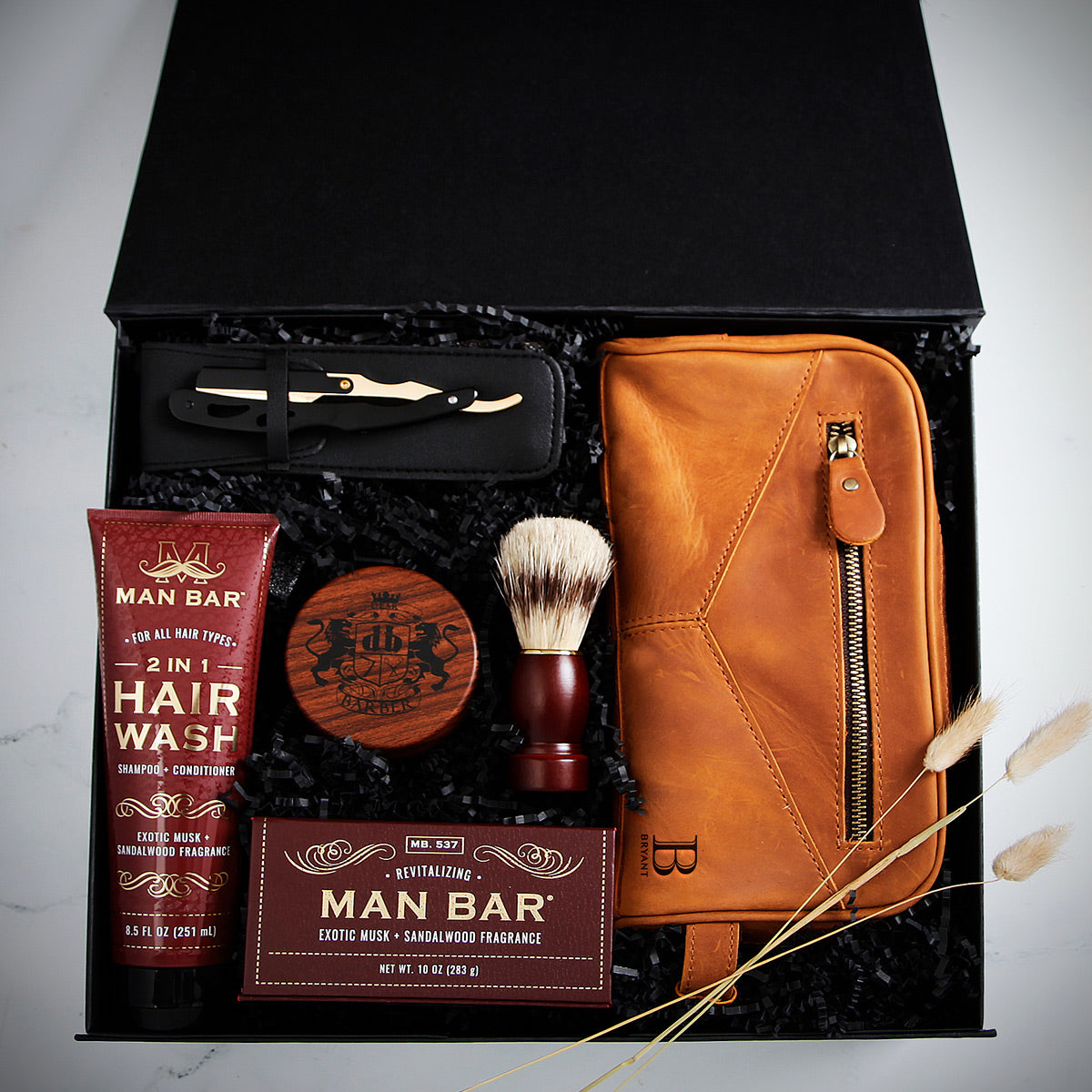 Luxury Men's Shaving Kit with Beckham Travel Toiletry Bag, Leather