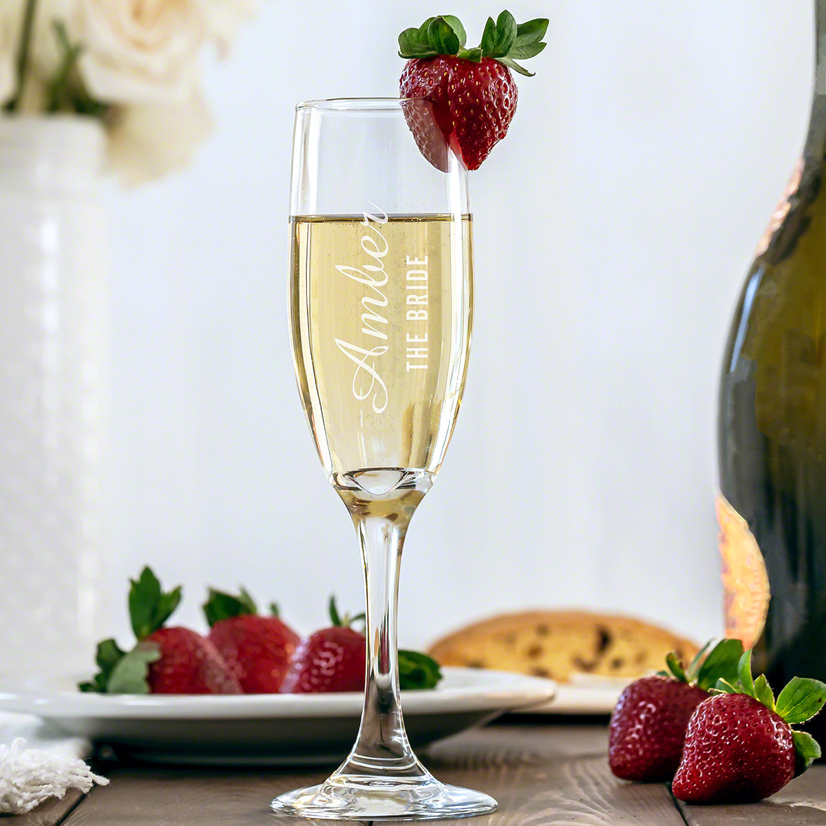 Lassarre Engraved Champagne Flute for Weddings