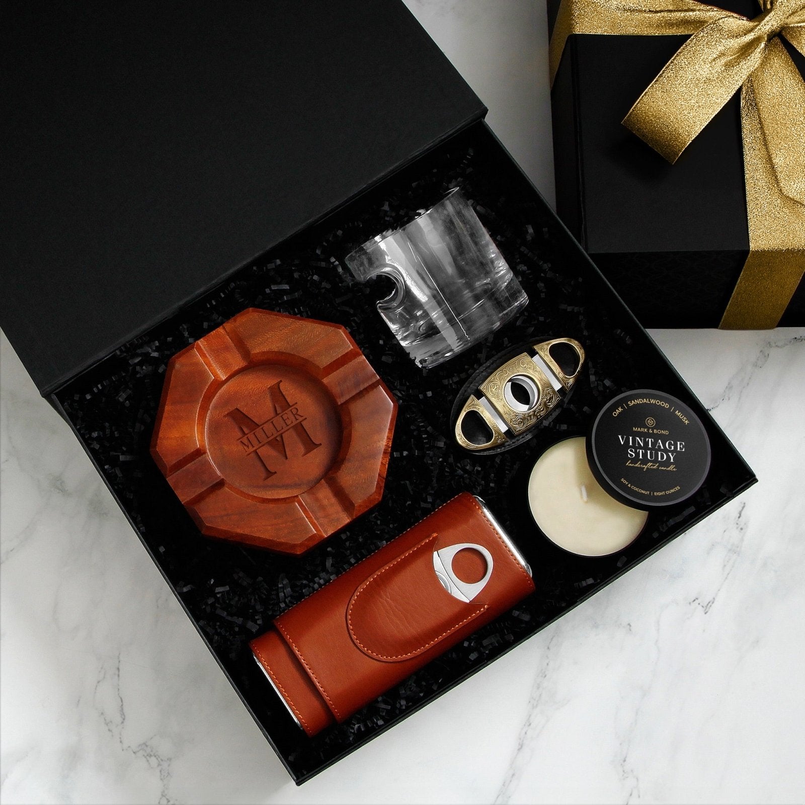 Luxury Cigar Gift Set with Reddington Guillotine Cigar Cutter