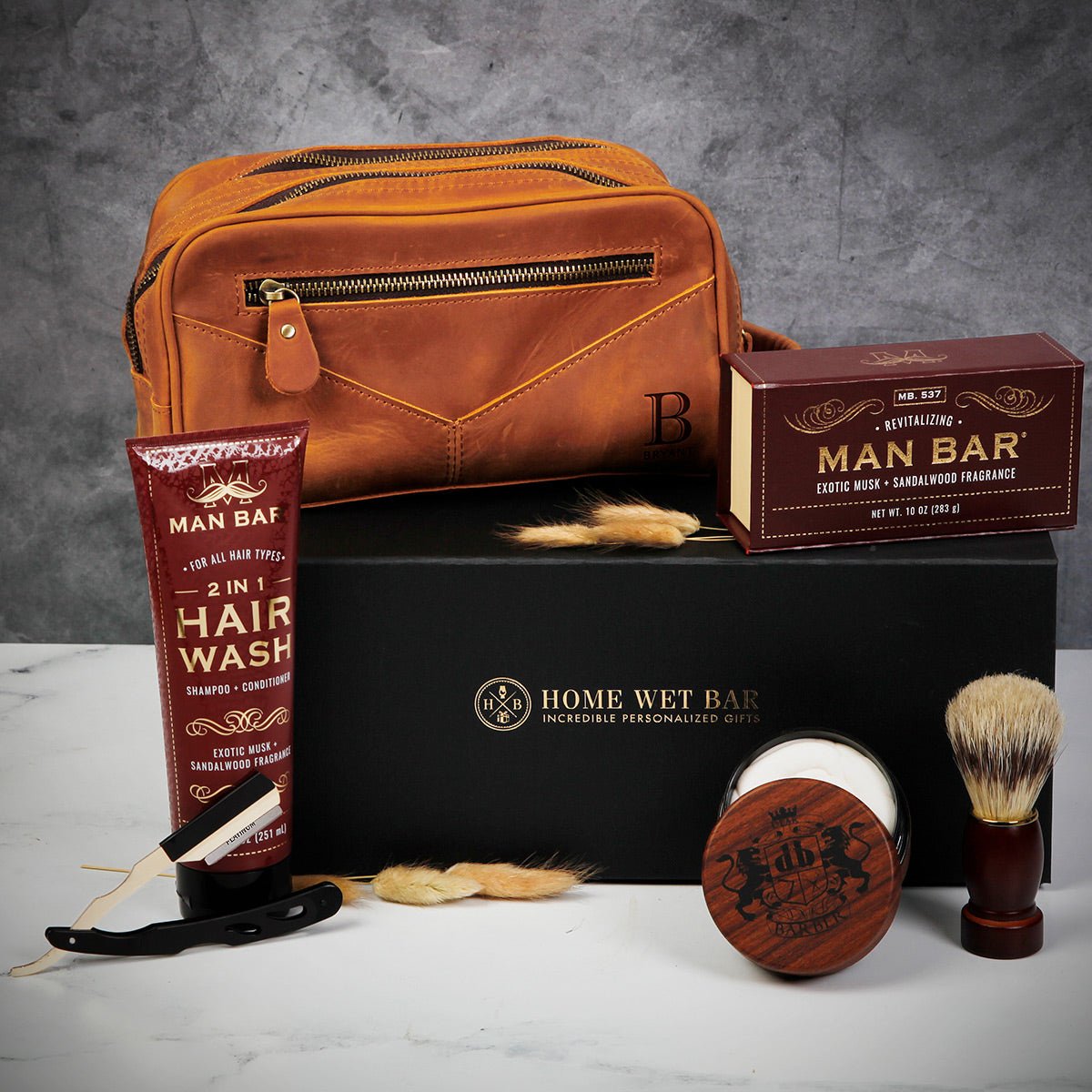 Luxury Men's Shaving Kit with Beckham Travel Toiletry Bag, Leather