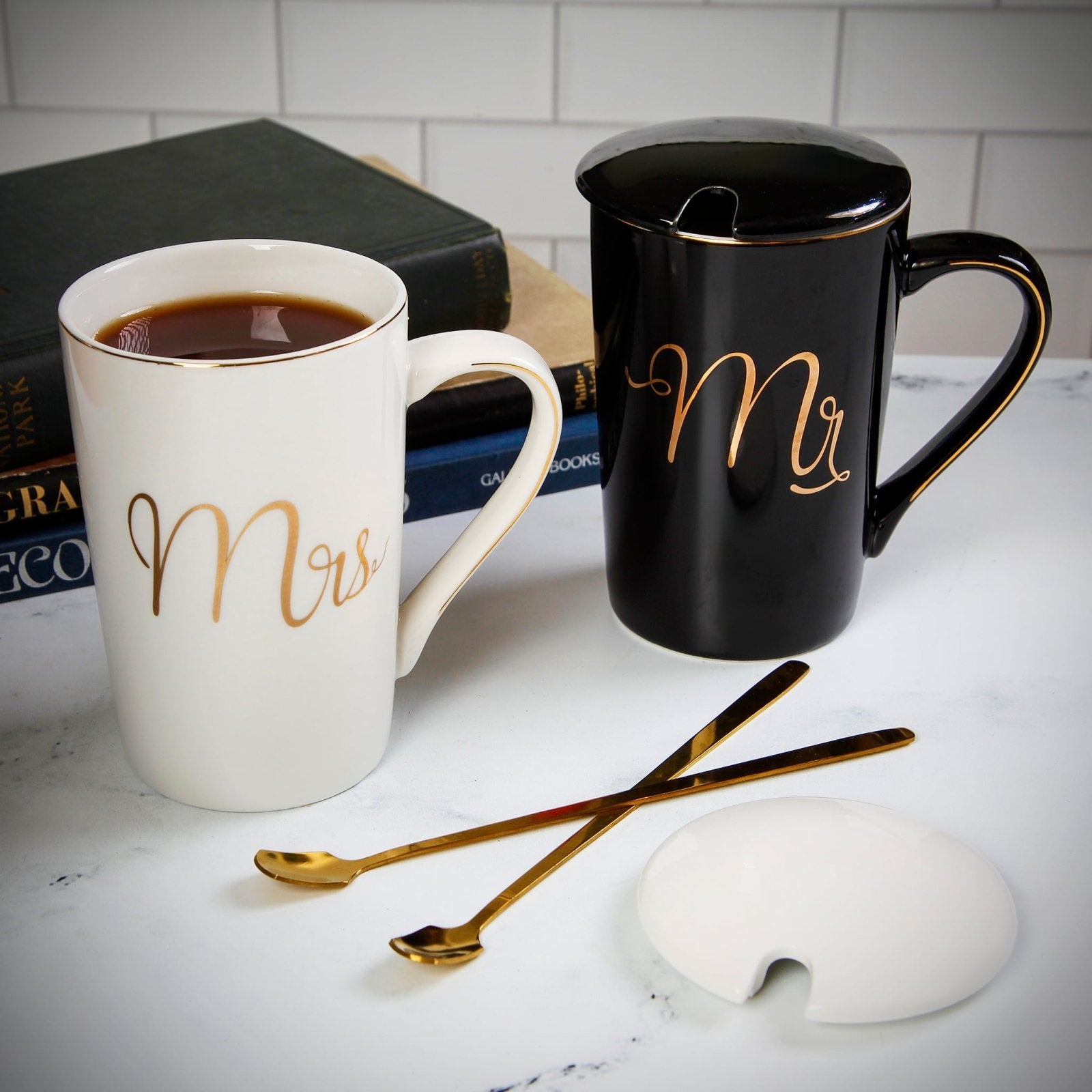 Mr & Mrs Ceramic Coffee Mugs with Lids