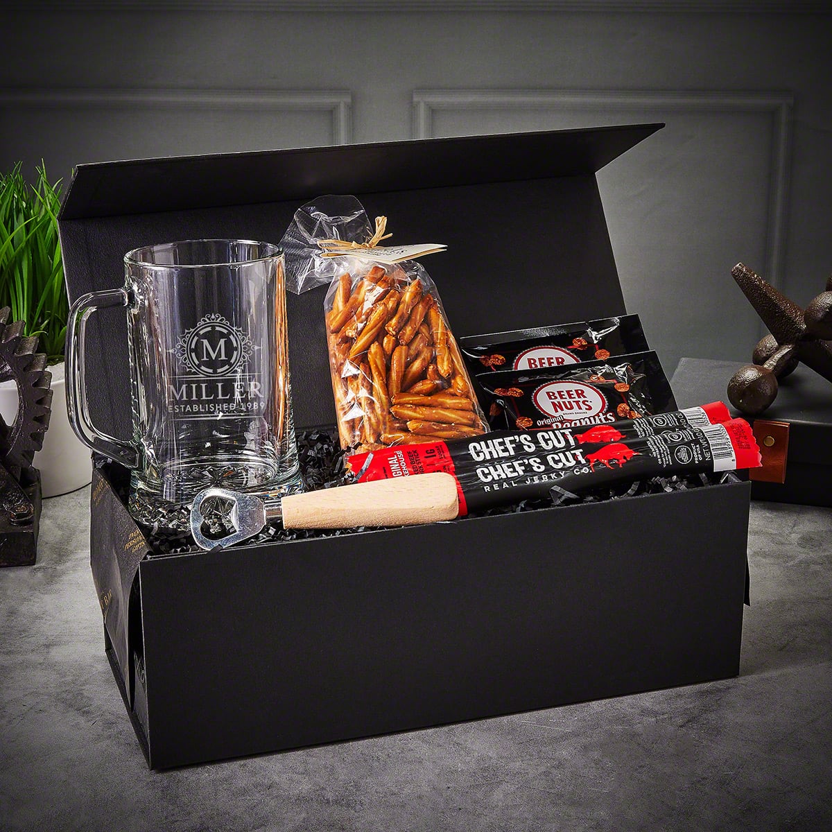 Craft Beer Gift Box - 8pc Beer Gifts for Men Gift Basket