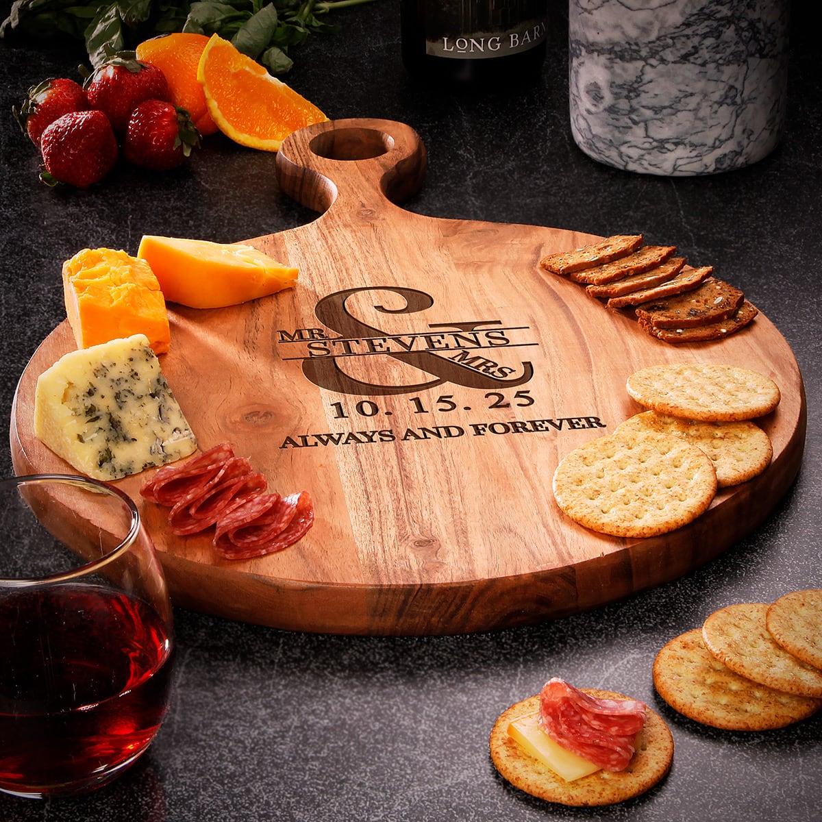 Dunmere Round Charcuterie Board, 19" x 13.5" - Large 