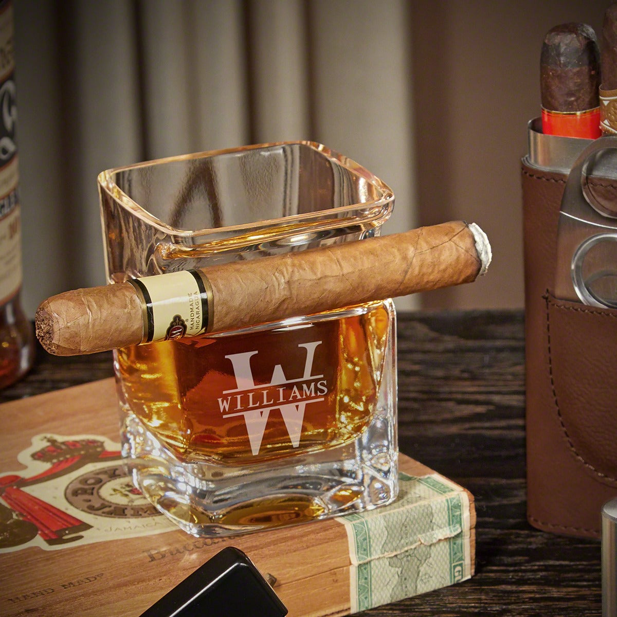 Custom Cigar Gift Set