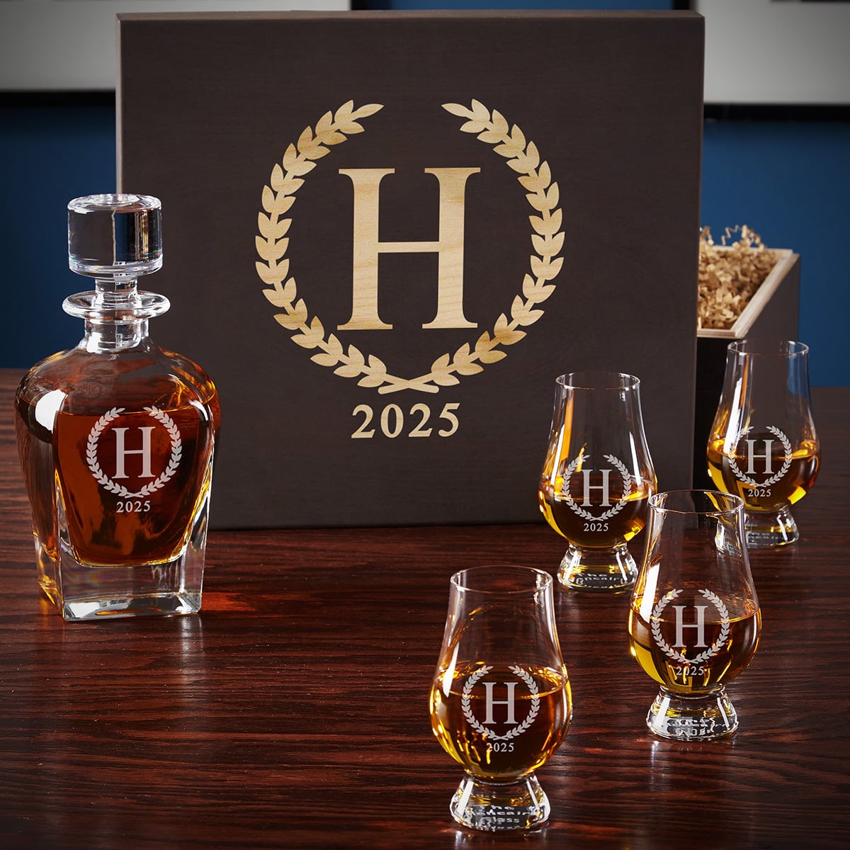 Statesman Whiskey Decanter and Glencairn Glass Set