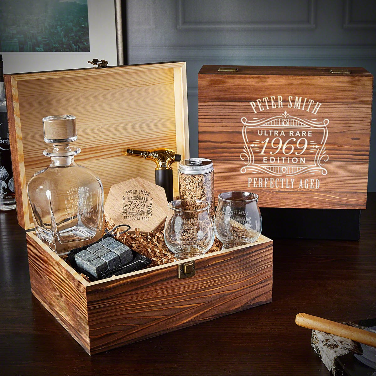 Bourbon Trail Black Diamond Custom Whiskey Smoker Kit - 10pc Boxed Set with Decanter 