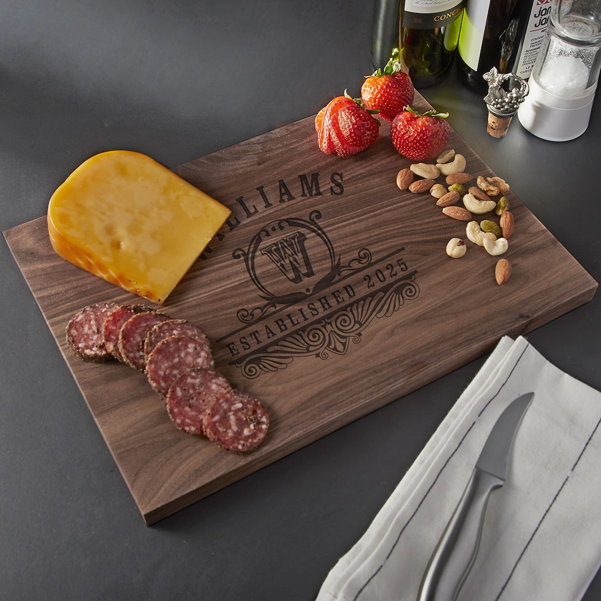 Walnut Personalized Wooden Cutting Board (0.75in Thick)